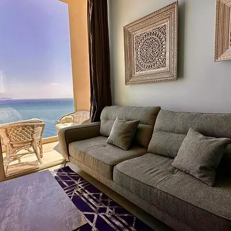 Hostora 244-5 * بالاسي