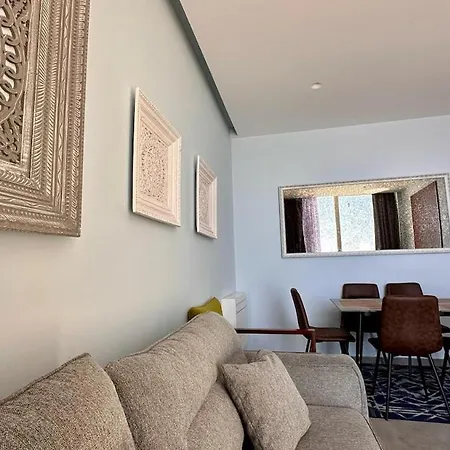 Hostora 244-5 بالاسي